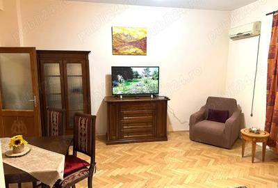 Garsonieră decomandată, mobilată în Universitate - 10