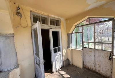 De vanzare casa batraneasca in Roman, din caramida, suprafata teren 406 mp, 60.000 euro - 8