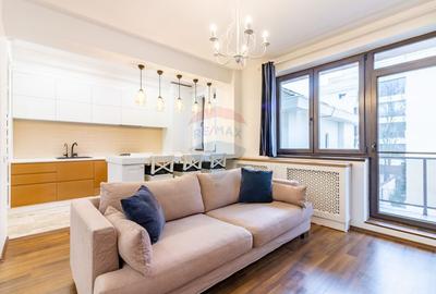 Apartament cu 3 camere semidecomandat, mobilat în Iancu Nicolae