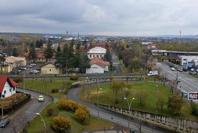 Apartament cu 2 camere de vanzare in zona 1 Mai - 35