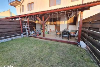 Apartament cu 3 camere decomandat în Cristian - 12