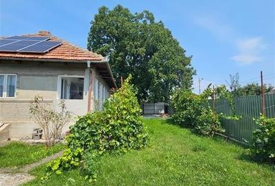 PRET DE APARTAMENT - DE VANZARE CASA cu TEREN  IN TG TROTUS LA STRADA PRICIPALA - 8