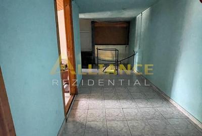 Casă cu 6 camere cu Teren 300 Mp în Berceni - 9
