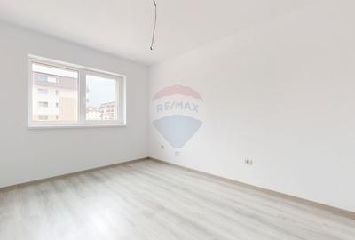 Apartament cu 3 camere decomandat în Sânpetru - 3