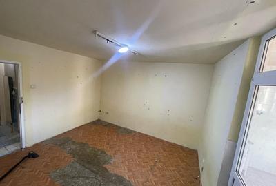 Garsoniera spatioasa, 32 mp, etaj intermediar, Zona Parang - 2