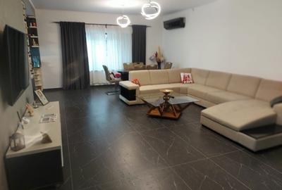 Casă cu 4 camere în Valu lui Traian - 4