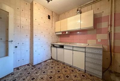 Garsonieră decomandată în Complex Studențesc