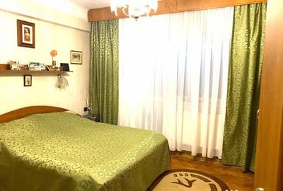 Apartament cu 3 camere decomandat în Capitale - 4