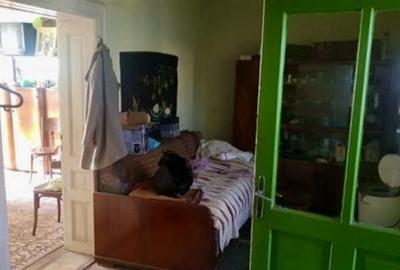 Vand casa ultracentrl Simeria din caramida acces de pe 2 str - 5