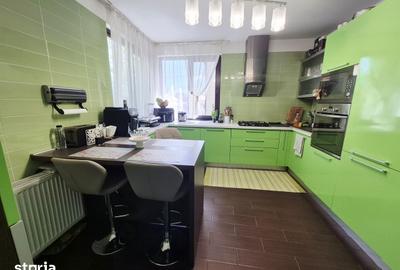 Casă cu 9 camere cu Teren 380 Mp în Central - 5