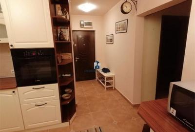 Apartament cu 3 camere decomandat în Giurgiului - 9