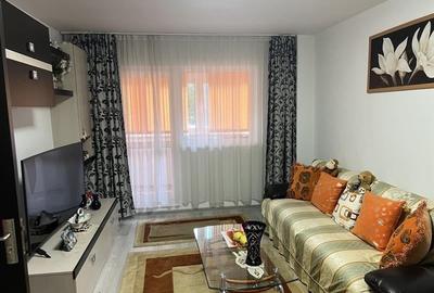 Apartament 2 camere Centrul Civic Toamnei - 1
