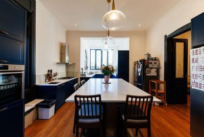 Casa cu Personalitate – Un Amestec Fascinant de Stil Istoric și Contemporan - 12