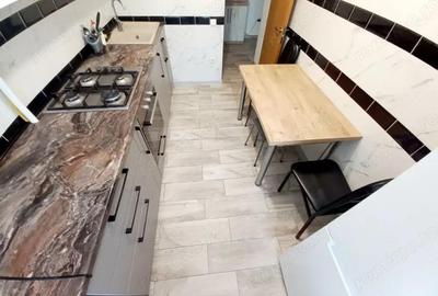 Apartament cu 3 camere semidecomandat în Dacia