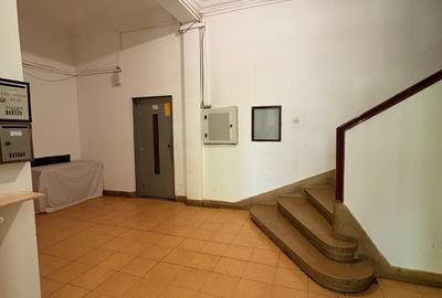 Apartament cu 3 camere semidecomandat în Calea Călărașilor - 2