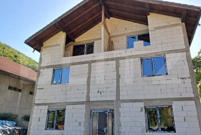 Proiect turistic Hotel-Pensiune, 6 dormitoare, Valea Ierii - 3