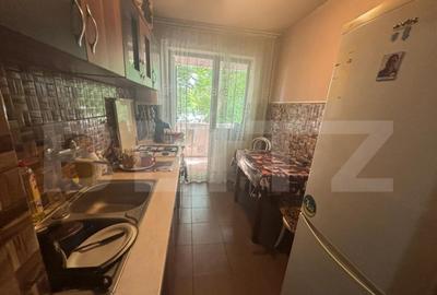 Apartament cu 2 camere semidecomandat, mobilat în Cloșca