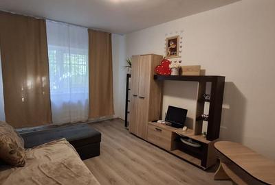 Garsonieră semidecomandată, mobilată în Giurgiului