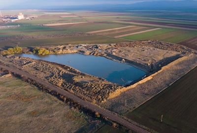 Balastieră în județul Arad cu teren de 12.5 ha - 14