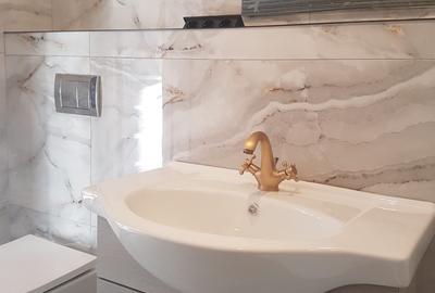 Apartament doua camere, decomandat, etaj 4, cu sarpanta, renovat modern, stradal - 13