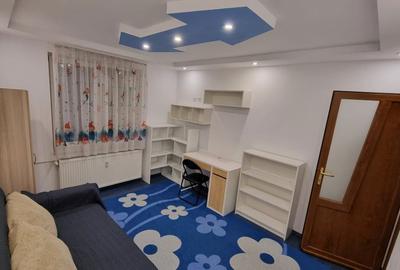 Apartament cu 3 camere semidecomandat în Tei - 4