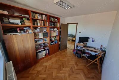 Apartament cu 4 camere semidecomandat în Tipografilor - 10