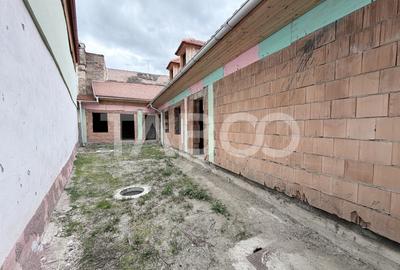 Casă individuală cu 6 camere cu Teren 220 Mp în Orașul de Jos - 3