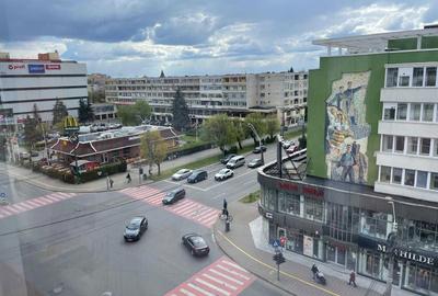 Apartament cu 2 camere decomandat în Central - 2