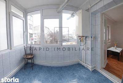 Apartament cu 3 camere decomandat în Micro 21 - 2