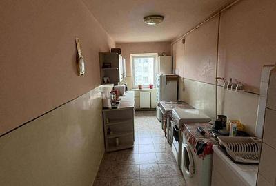 Apartament cu 3 camere decomandat în Simeria - 6