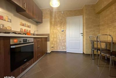 Garsonieră decomandată, mobilată în Unirii