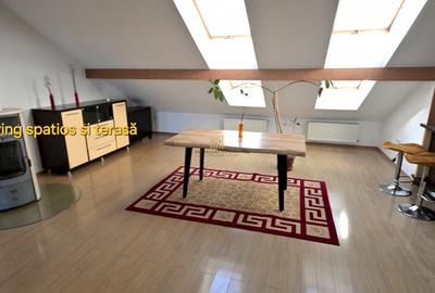 Apartament cu 4 camere decomandat în Central - 4