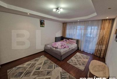 Apartament cu 3 camere decomandat în Ampoi 2 - 1
