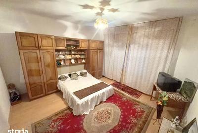 Casă cu 4 camere cu Teren 2770 Mp în Central - 7