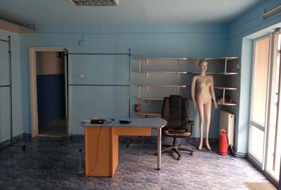 Spațiu comercial, de 50 mp, în Ultracentral - 2