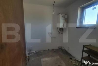 Casă cu 3 camere cu Teren 950 Mp în Central - 2