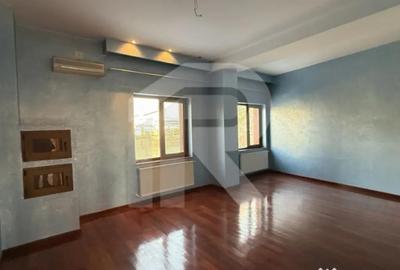 Casă cu 7 camere cu Canalizare în Eroii Revoluției - 1