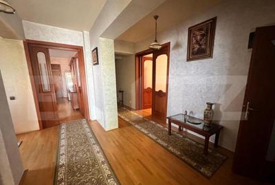 Vila de vanzare, cu 11 camere, 550 mp, zona Bariera Valcii - 6