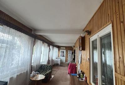 Casă cu 3 camere cu Teren 400 Mp în Central - 2