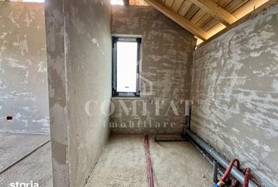 Casă cu 6 camere cu Teren 1103 Mp în Ciurila - 8