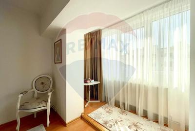 Apartament cu 3 camere decomandat, mobilat în Central - 15