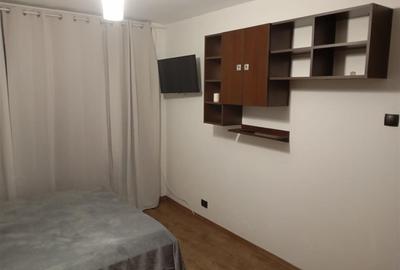 Garsonieră decomandată, mobilată în Tei - 5