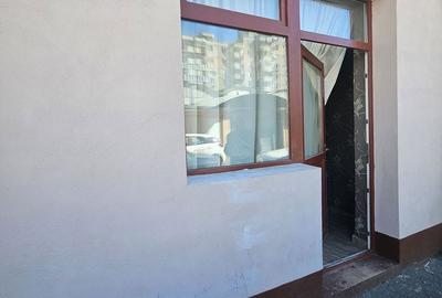 Spațiu comercial, de 25 mp, în Decebal - 6