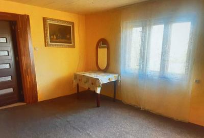 Casă cu 3 camere în Cuied - 1