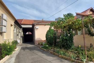 Casa de vanzare – zona centrala, locatie excelenta, front stradal 10m - 5