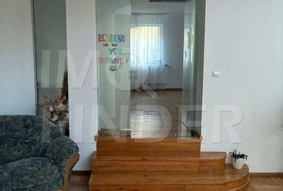 Casă individuală cu 9 camere cu Canalizare în Andrei Mureșanu - 3