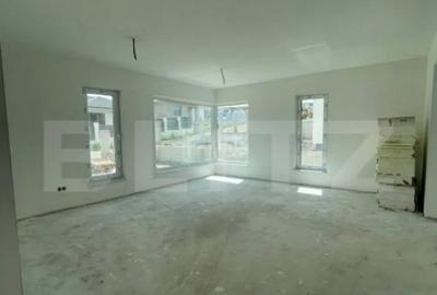 Casă cu 4 camere cu Teren 500 Mp în Central - 11