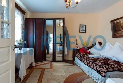 Casă cu 5 camere cu Teren 3365 Mp în Conțești - 13