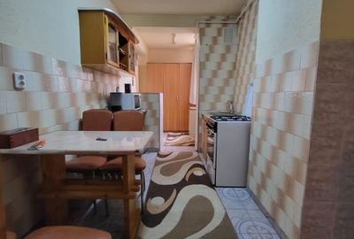 Apartament cu 2 camere decomandat în Micro 1 - 5