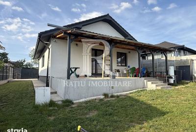 Casă cu 4 camere decomandat cu Teren 525 Mp în Oncea - 9